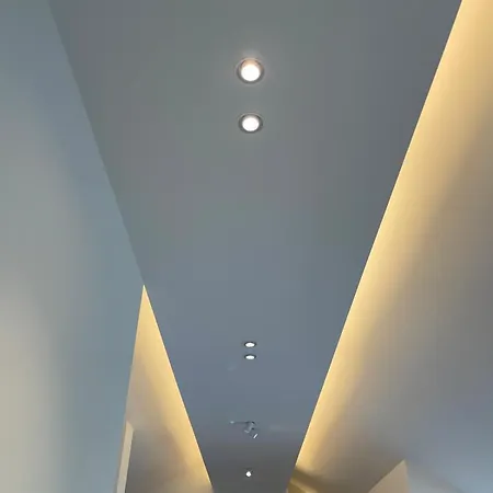 Rooftop Amedeo - Centro شقة *